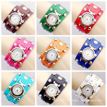 2015 nouvelle conception en cuir bande avec pendentif montres quartz wrap montre bracelet montres pour femmes